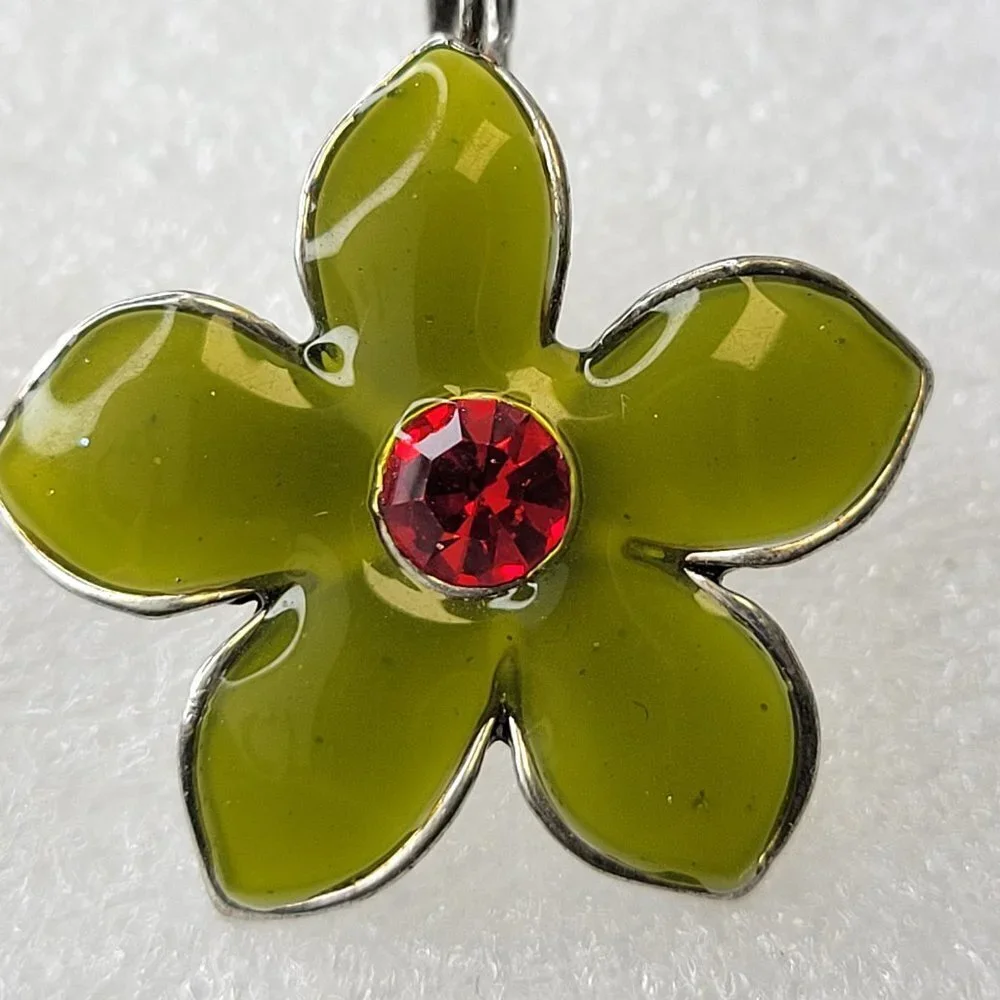 Green Enamel Flower Earrings with Red Rhinestone - Picture 3 of 10